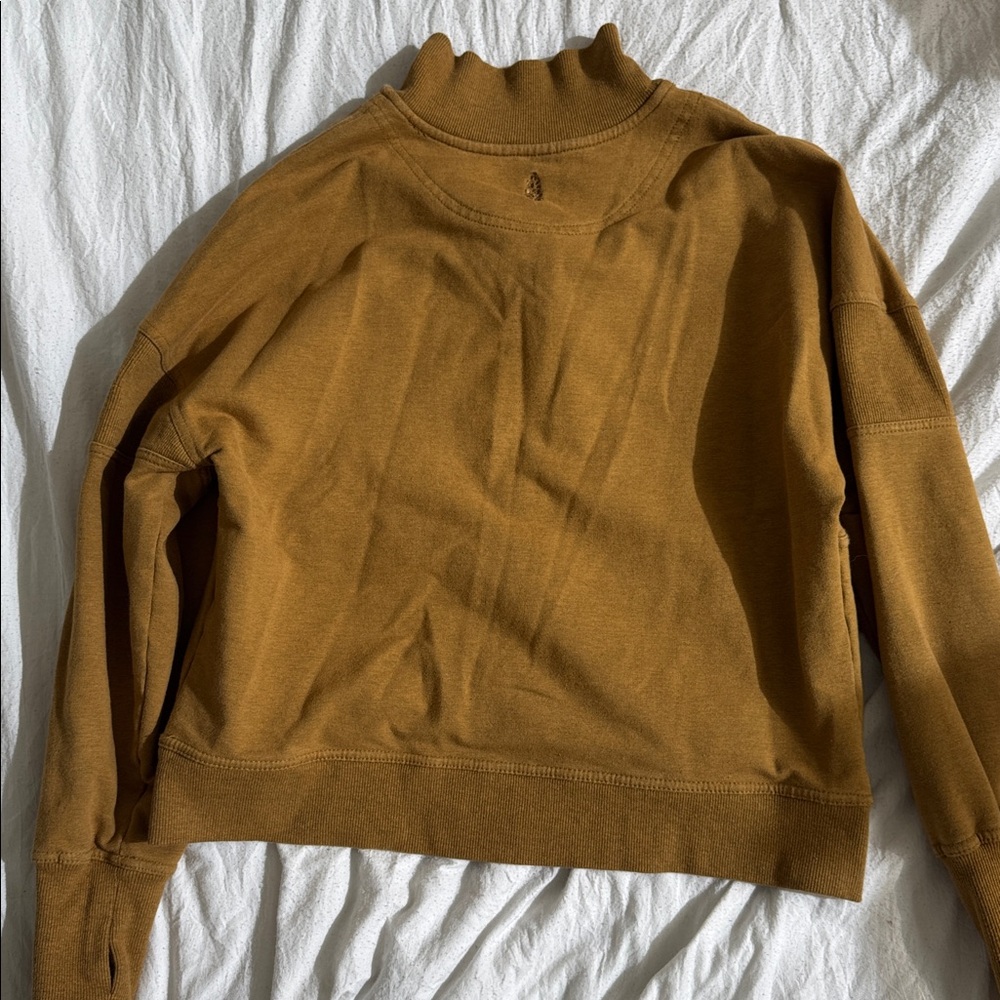 Free People pullover - Picture 3 of 4